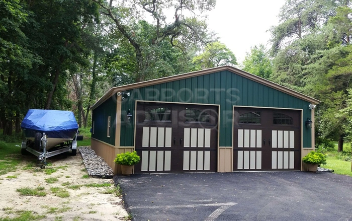 26′ x 40′ x 9′ Two Tone Vertical Metal Building